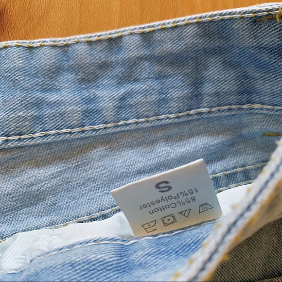 ✨ Distressed Denim High Waist Shorts - S/27 - Picture 6 of 11